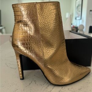 Nine West Gold Women's Shoes